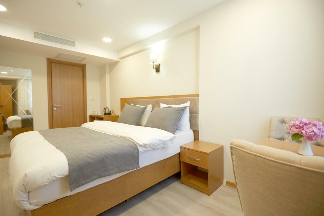Kartal Palace Taksim Square Family Hotel Istanbul Eksteriør billede