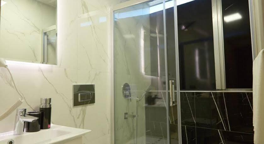 Kartal Palace Taksim Square Family Hotel Istanbul Eksteriør billede