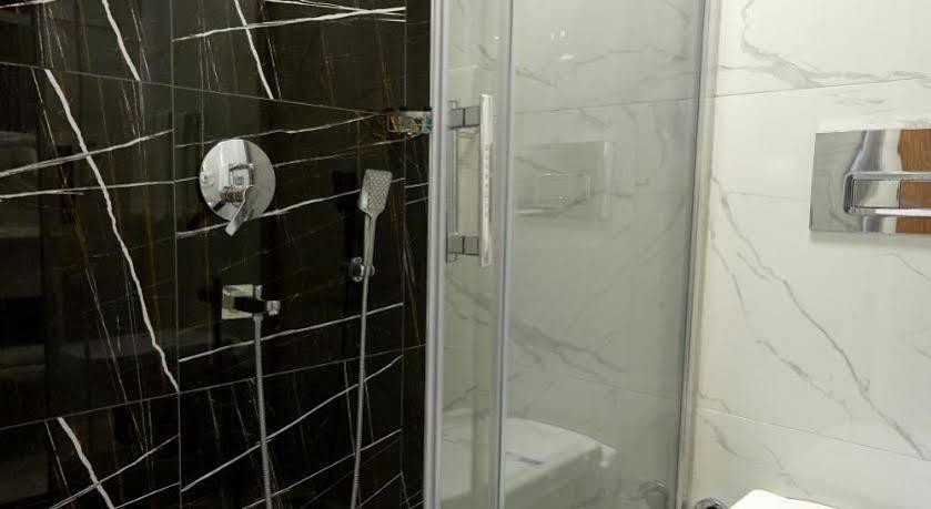 Kartal Palace Taksim Square Family Hotel Istanbul Eksteriør billede